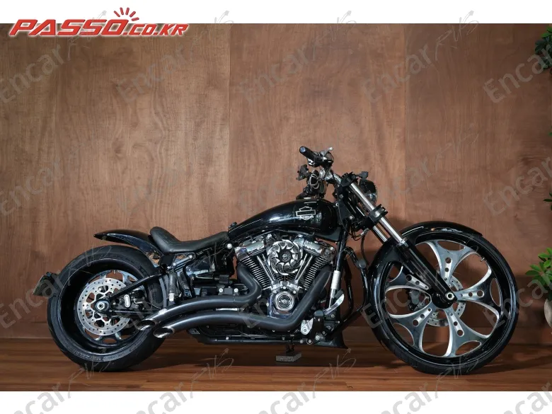 Harley-Davidson Breakout 114 - фото 0