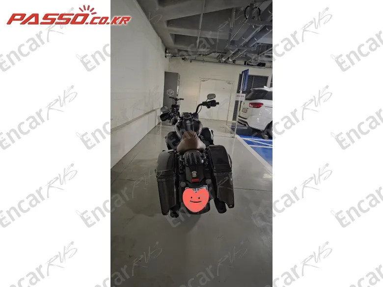 Harley-Davidson Road King Special - фото 2