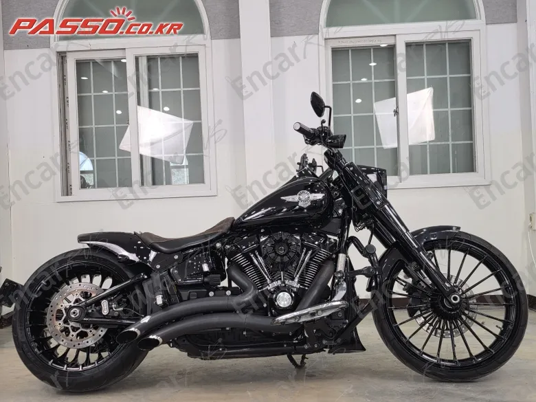 Harley-Davidson Fat Boy 107 - фото 0