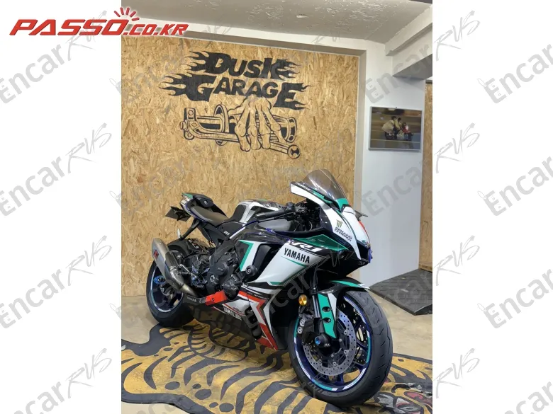 Yamaha Yzf R1 - фото 3