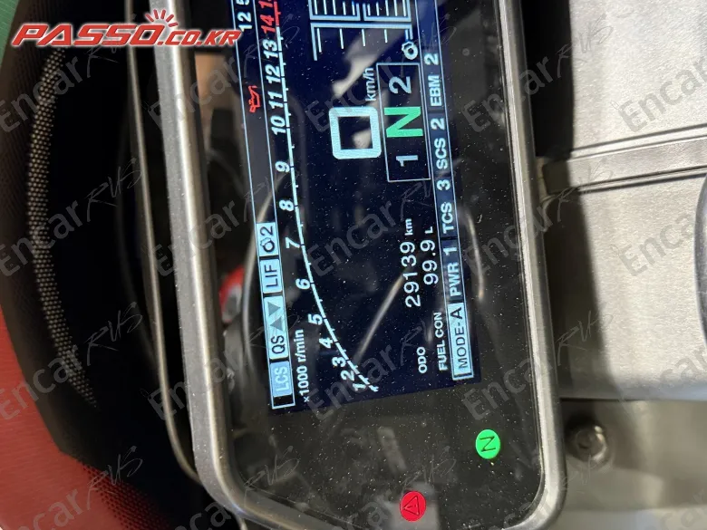 Yamaha Yzf R1 - фото 6