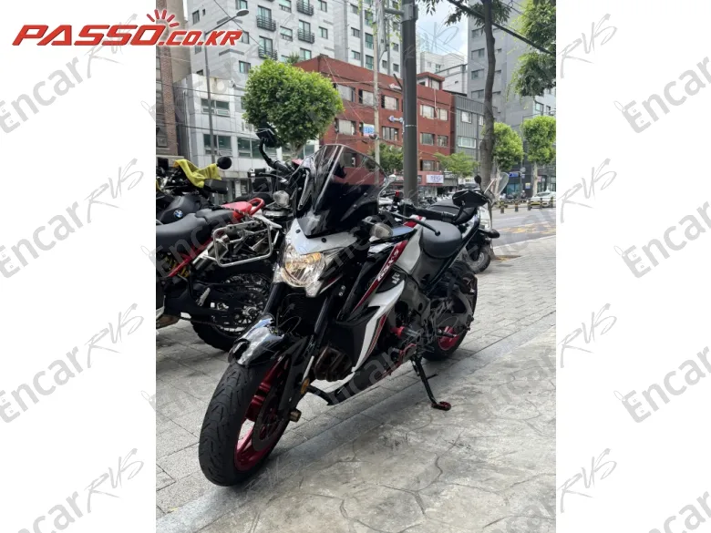 Suzuki Gsx S 1000 - фото 5