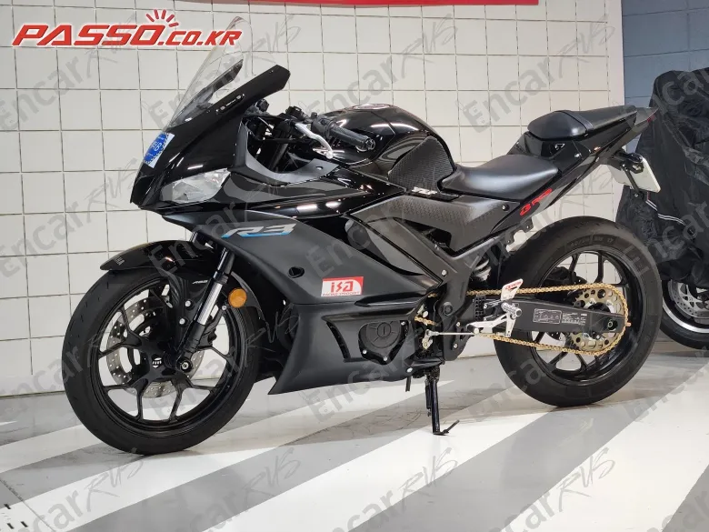 Yamaha Yzf R3 - фото 1