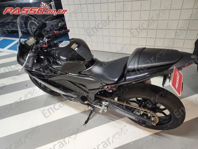 Yamaha Yzf R3 - фото 2