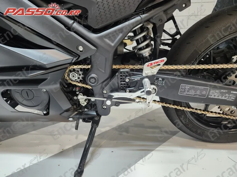 Yamaha Yzf R3 - фото 4