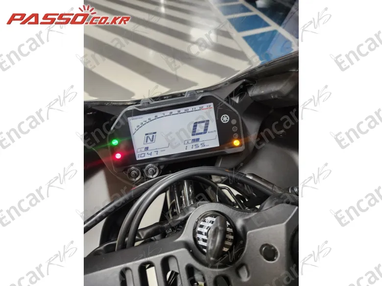 Yamaha Yzf R3 - фото 6