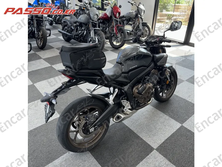 Honda Cb 650 R E-Clutch - фото 2