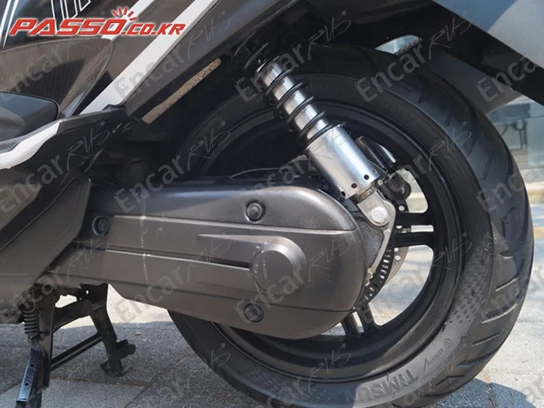 Suzuki Burgman 650 Executive - фото 4