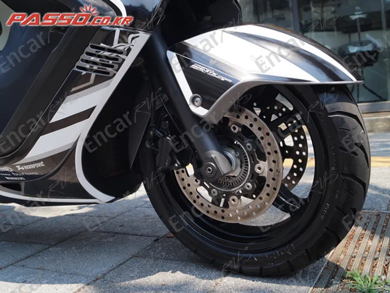 Suzuki Burgman 650 Executive - фото 5