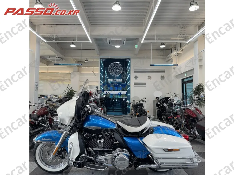Harley-Davidson Electra Glide Revival - фото 1