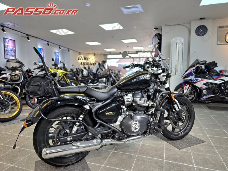 Royal Enfield Super Meteor 650 - фото 2