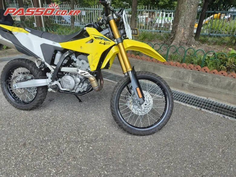 Suzuki Dr Z 4 S - фото 1