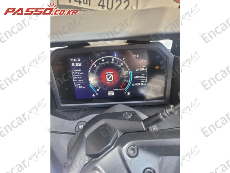 Yamaha T Max 560 - фото 5