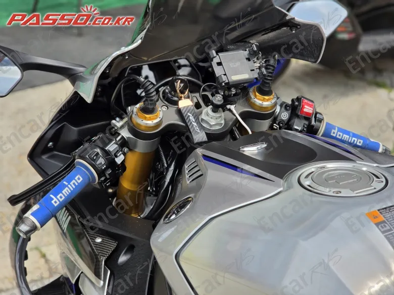 Yamaha Yzf R1 M - фото 6