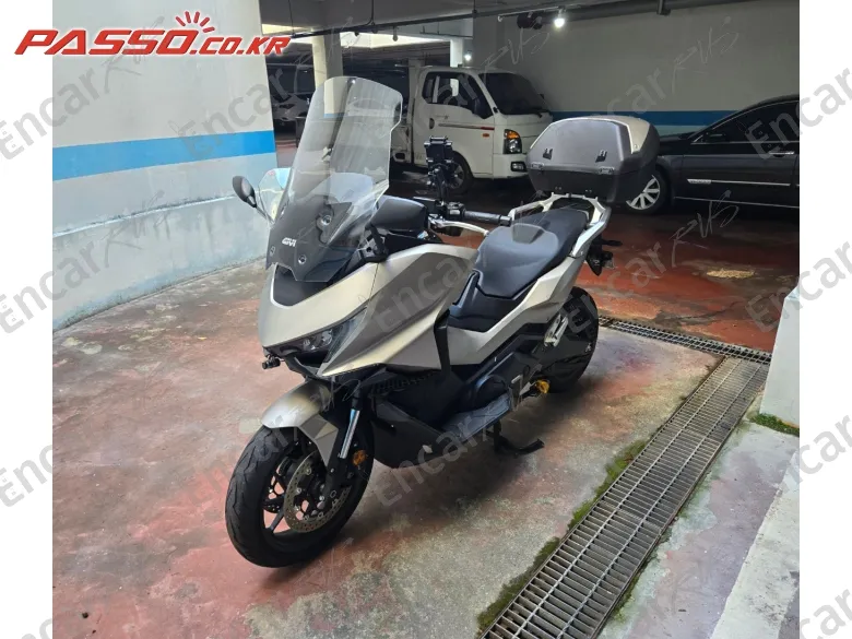 Honda Forza 750 - фото 4