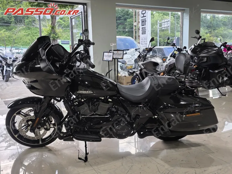 Harley-Davidson Fltr - фото 1