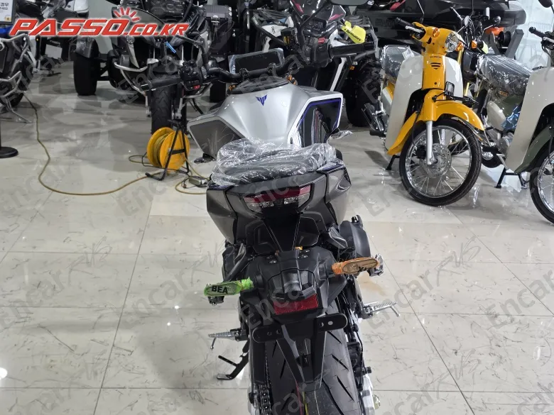 Yamaha Mt 09 - фото 2