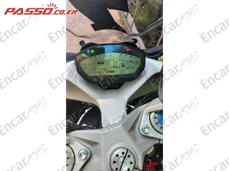 Ducati Supersport S - фото 3