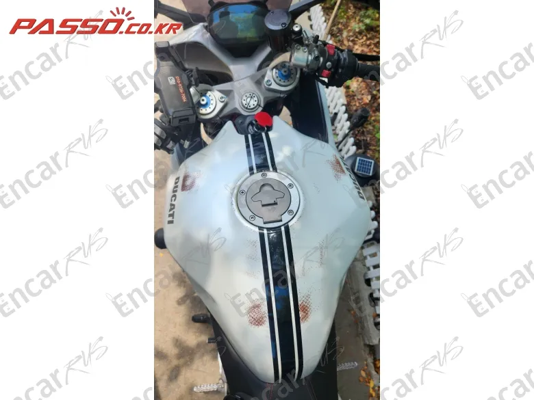 Ducati Supersport S - фото 6