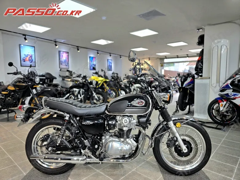 Kawasaki W 800 - фото 1