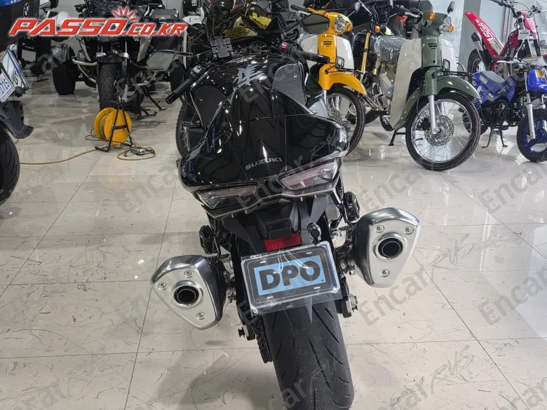 Suzuki Gsx R 1300 Hayabusa - фото 2