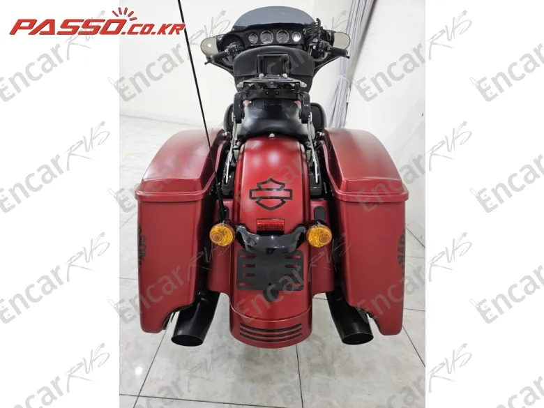 Harley-Davidson Flhxs Street Glide Special - фото 2