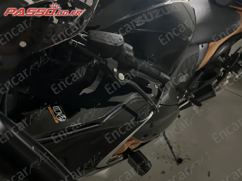Suzuki Gsx R 1300 Hayabusa - фото 3