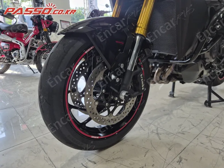 Suzuki Gsx S 1000 Gx - фото 5