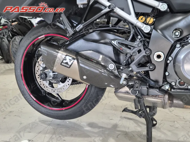 Suzuki Gsx S 1000 Gx - фото 6