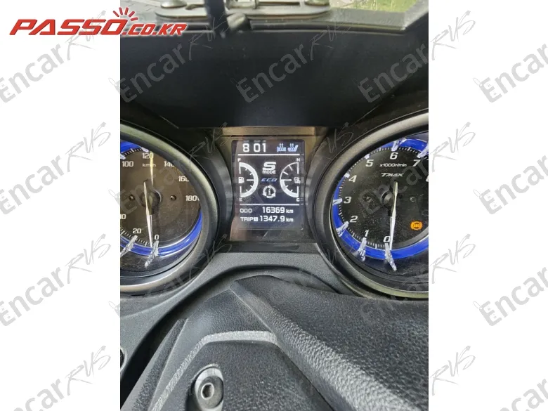 Yamaha T Max 560 - фото 3