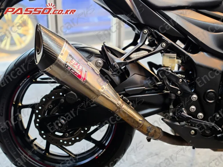 Suzuki Gsx S 750 - фото 6