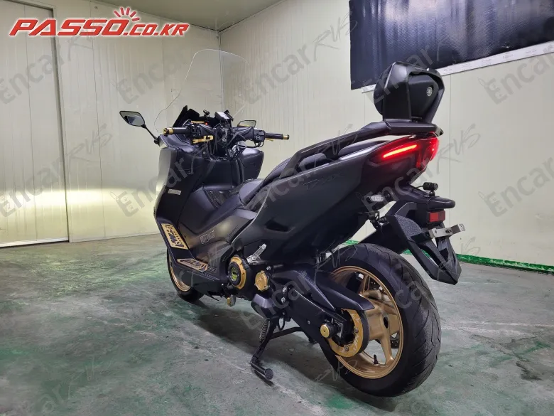 Yamaha T Max 560 - фото 4