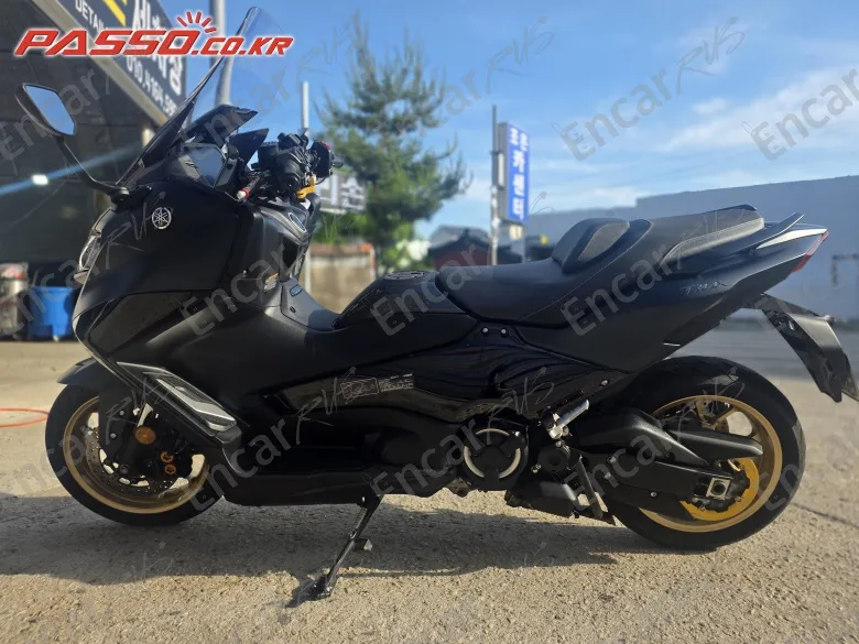 Yamaha T Max 560 - фото 1
