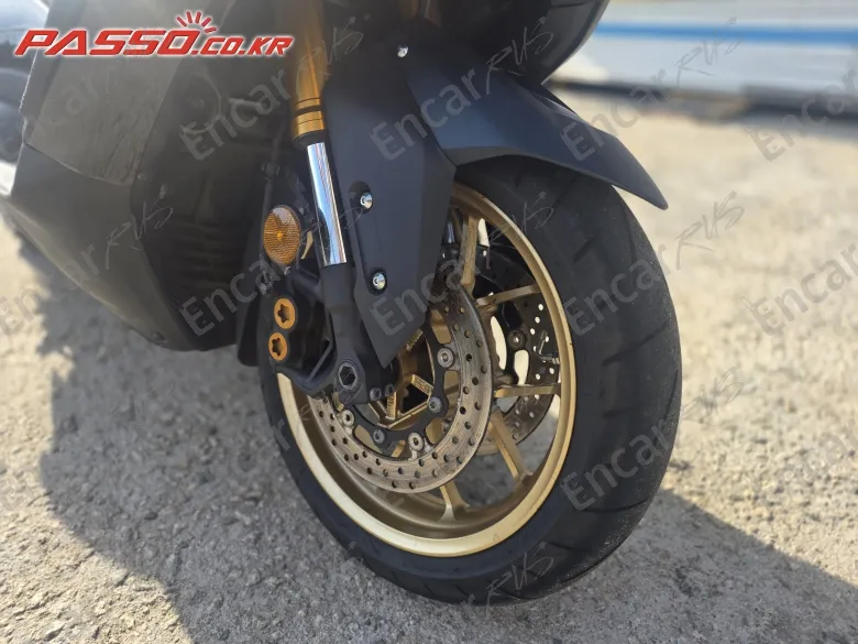 Yamaha T Max 560 - фото 5