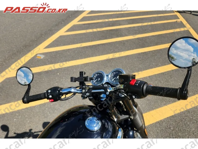 Triumph Bonneville T100 - фото 3