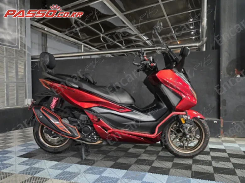 Honda Forza 350 - фото 0