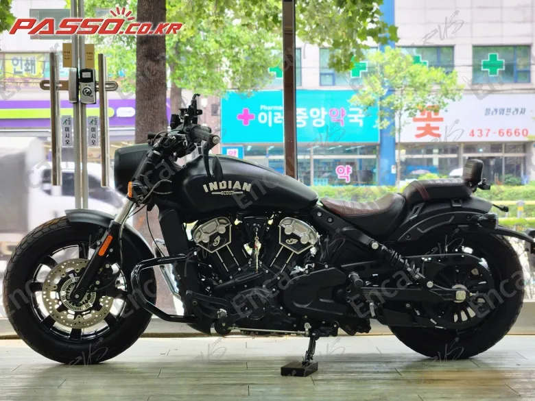 Indian Scout Bobber - фото 1