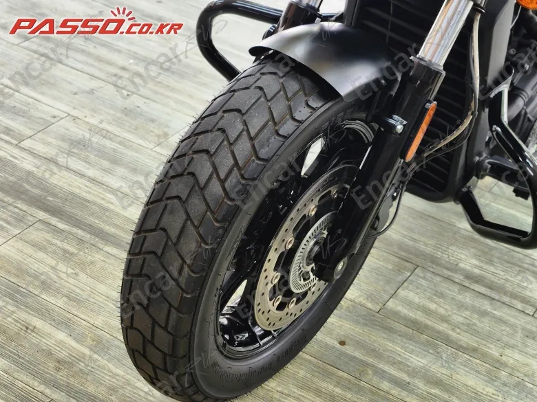 Indian Scout Bobber - фото 5
