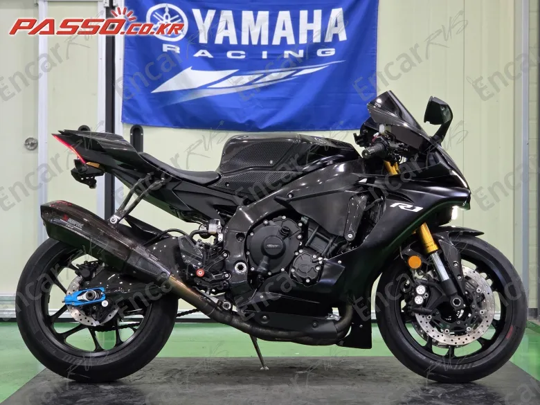 Yamaha Yzf R1 - фото 0