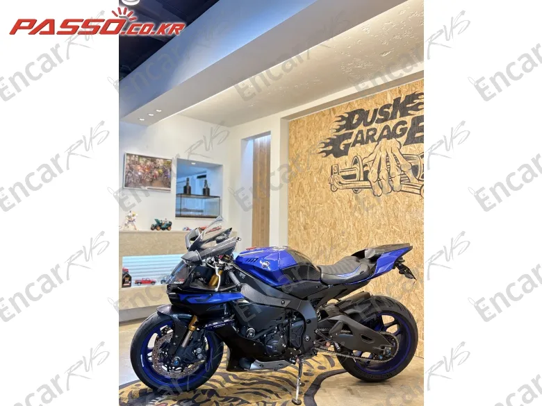 Yamaha Yzf R1 - фото 1