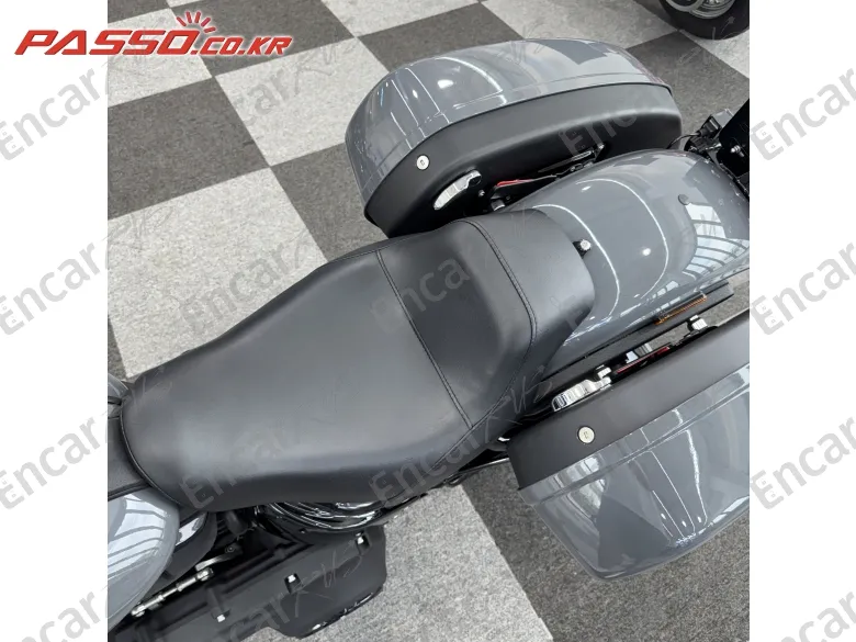 Harley-Davidson Low Rider St - фото 6