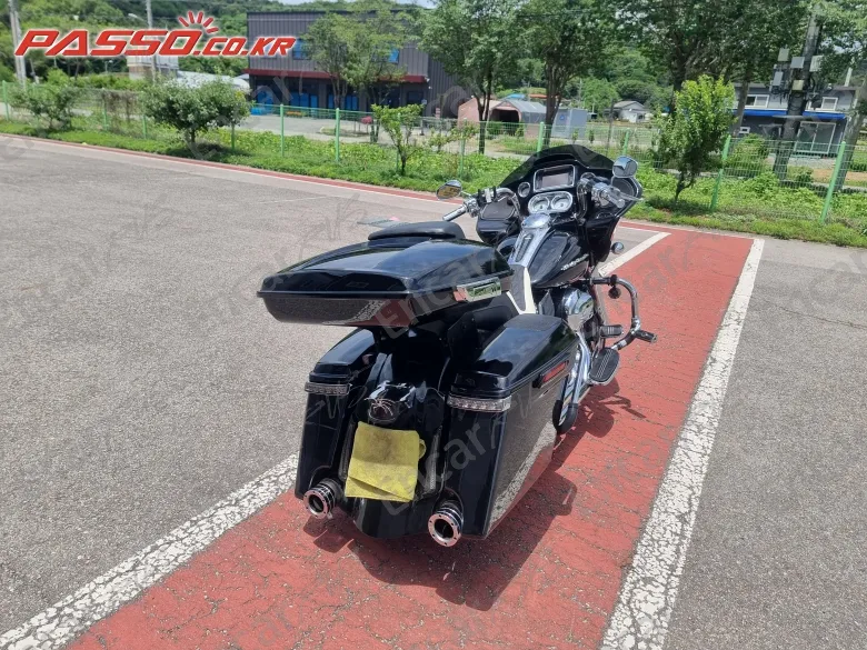 Harley-Davidson Fltr - фото 6