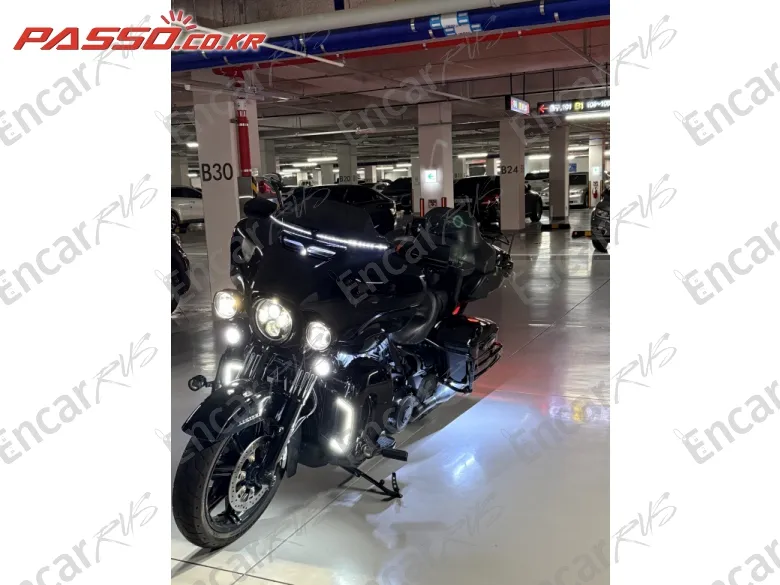 Harley-Davidson Ultra Limited - фото 1