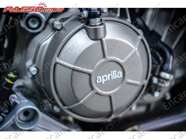 Aprilia Rs 660 - фото 4