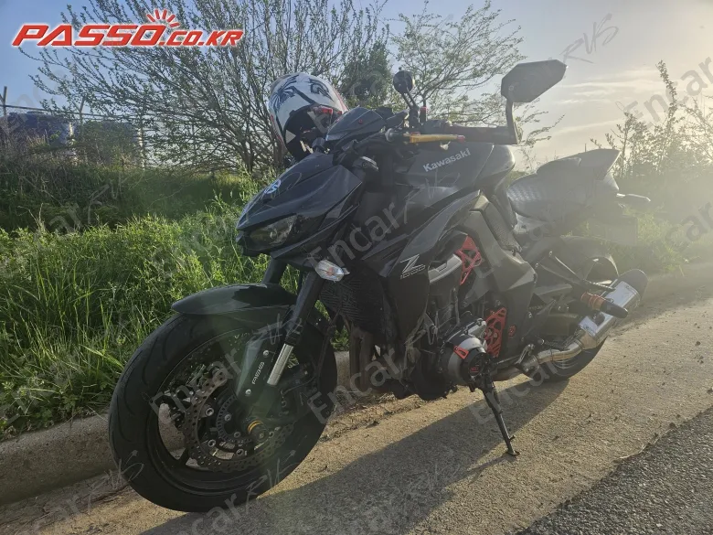 Kawasaki Z 1000 - фото 1
