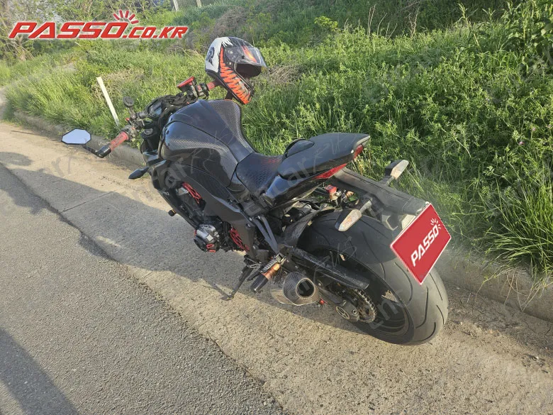 Kawasaki Z 1000 - фото 2