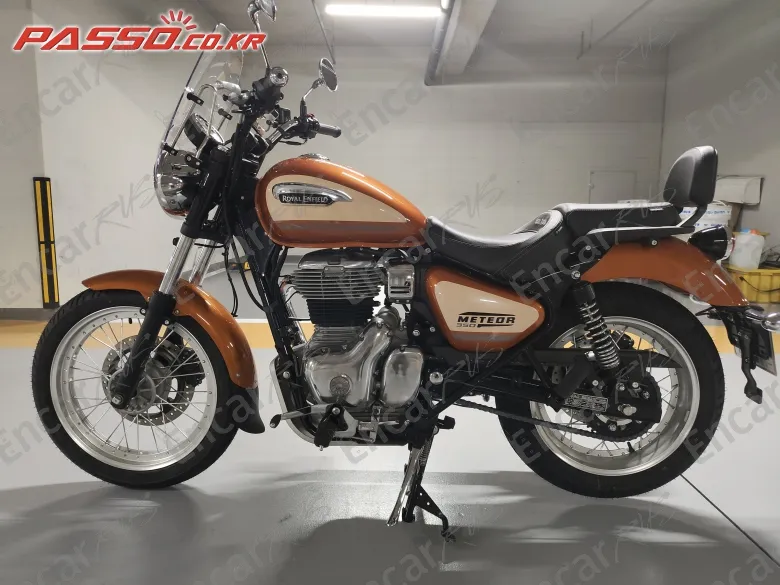 Royal Enfield Meteor 350 - фото 1