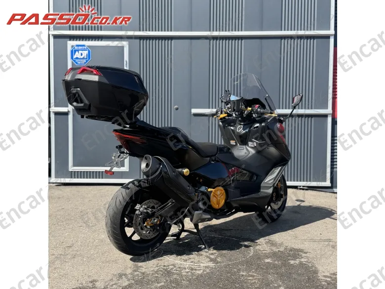 Yamaha T Max 560 - фото 2