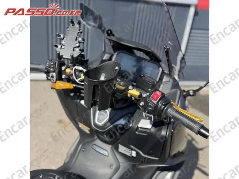 Yamaha T Max 560 - фото 3