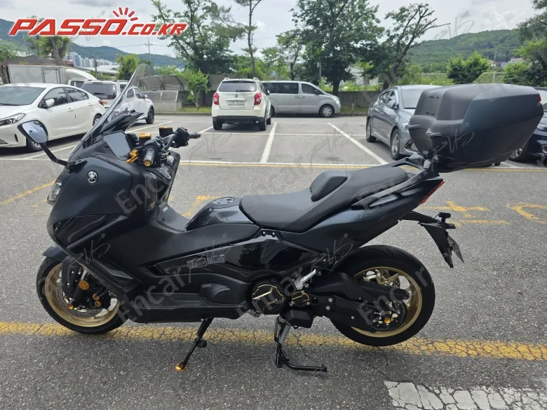 Yamaha T Max 560 - фото 1